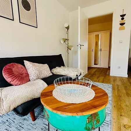 Lägenhet Beautiful Wlan I Smart-tv I Kueche I Balkon